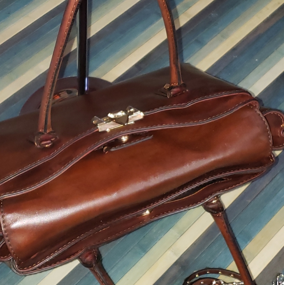🔥SOLD🔥Valentino Garavani Brown Rockstud Satchel - Picture 6 of 8